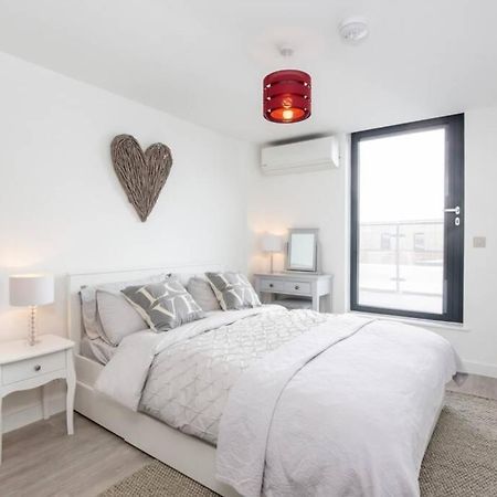 2 Bedroom Penthouse - Large Balcony - Minster View York Eksteriør bilde